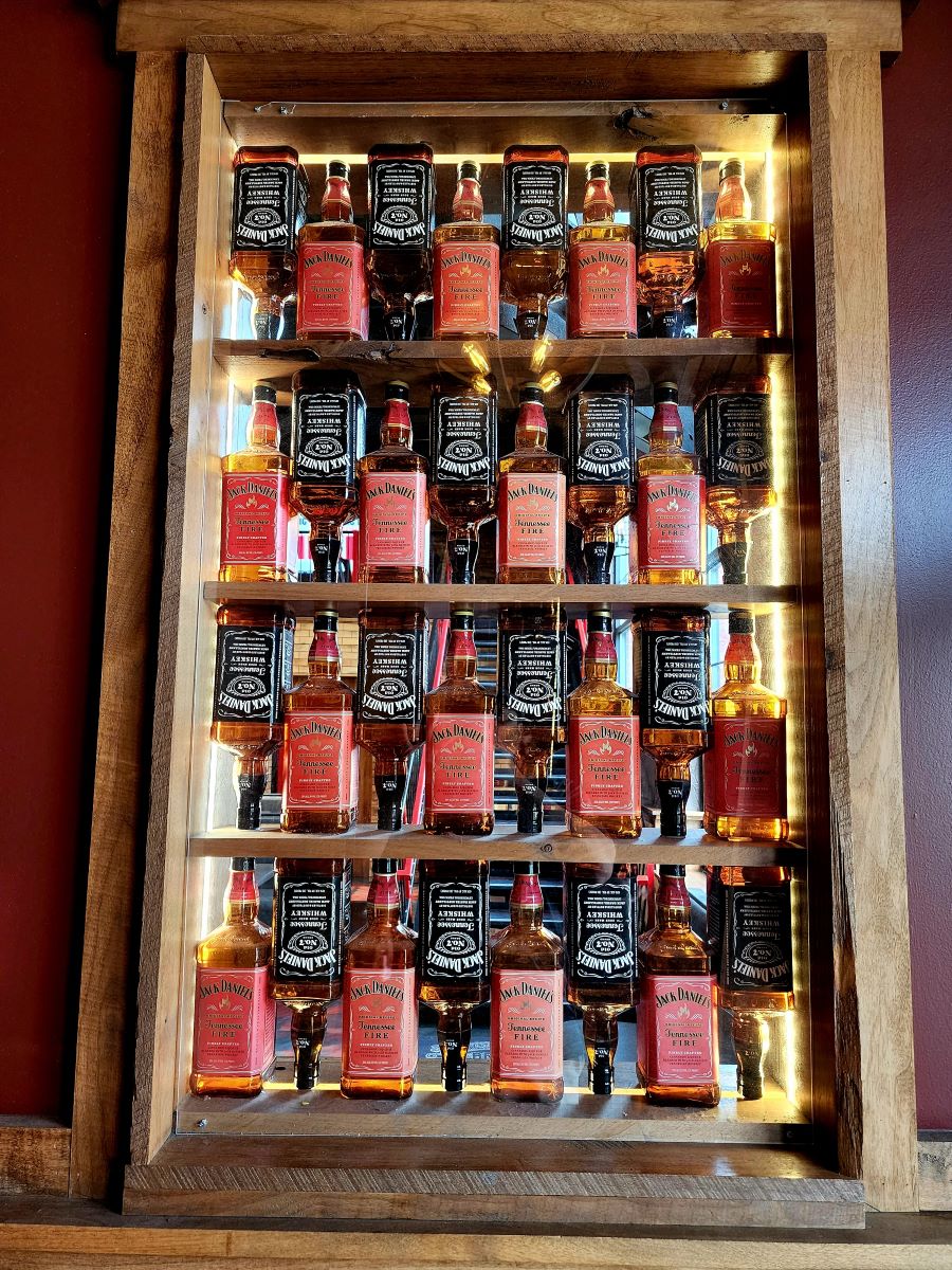 Discover Brick & Bourbon: The Premier American Restaurant in Eden Prairie