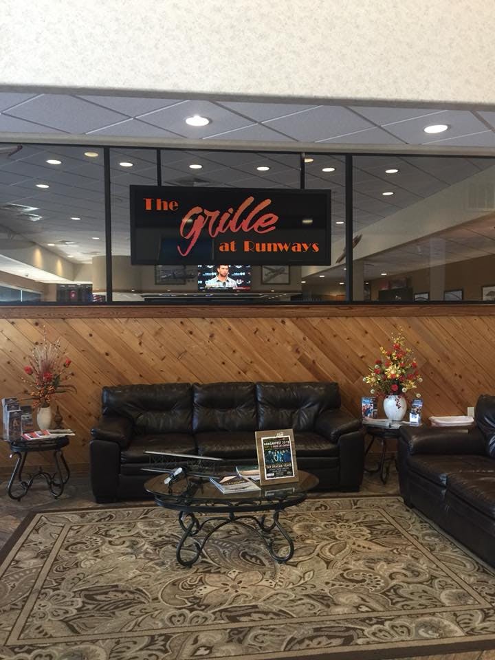 The Grille at Runways lounge area