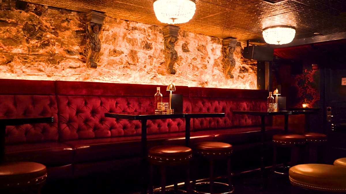 bar