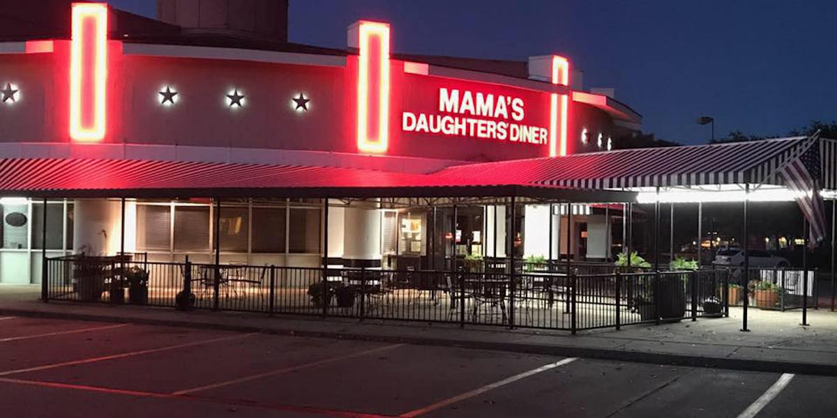 West Plano Hours + Location Mama’s Daughters’ Diner Diner in Texas