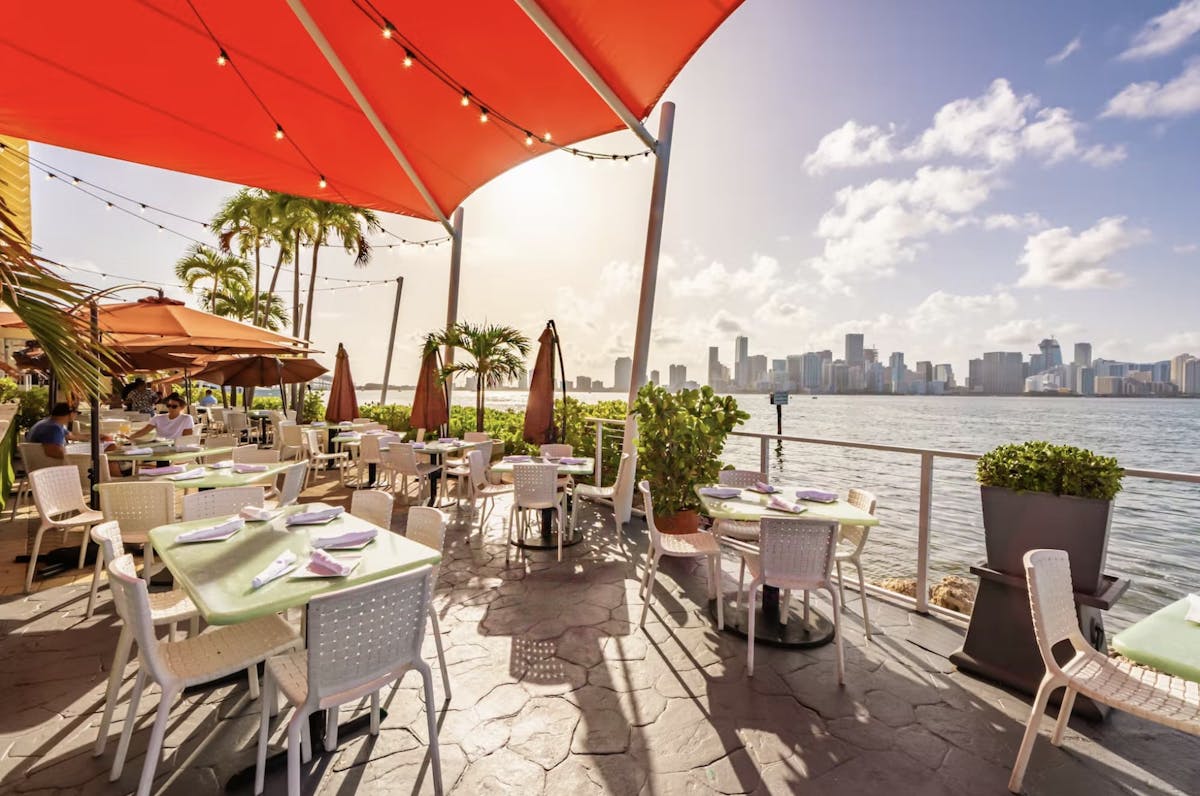 waterfront dining in Miami at Rusty Pelican