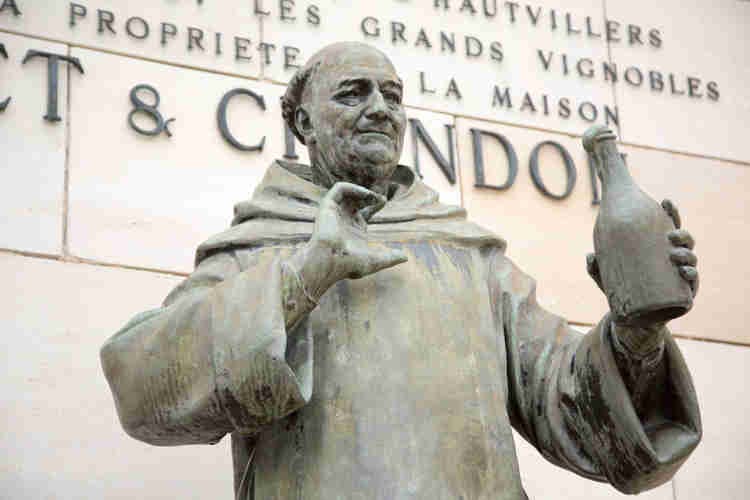 a statue of Dom Perignon