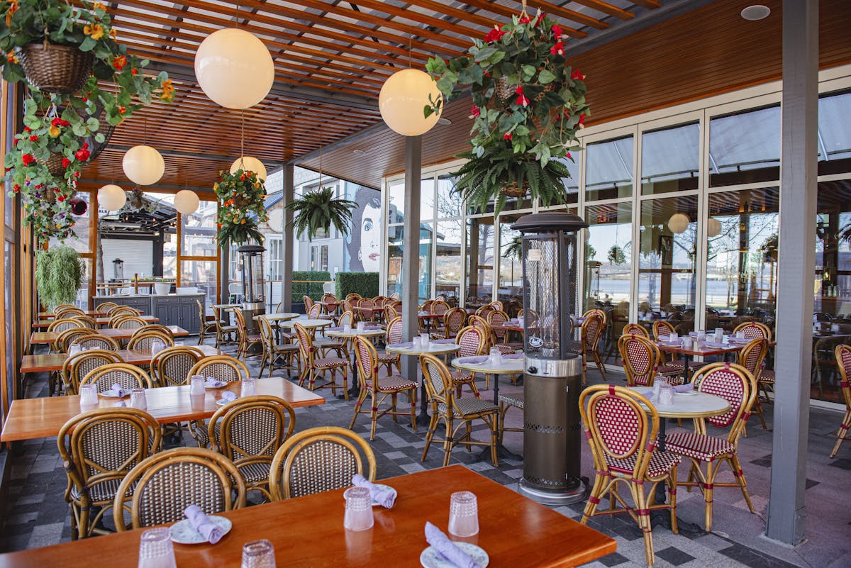 a dining patio at Jackie Restaurant