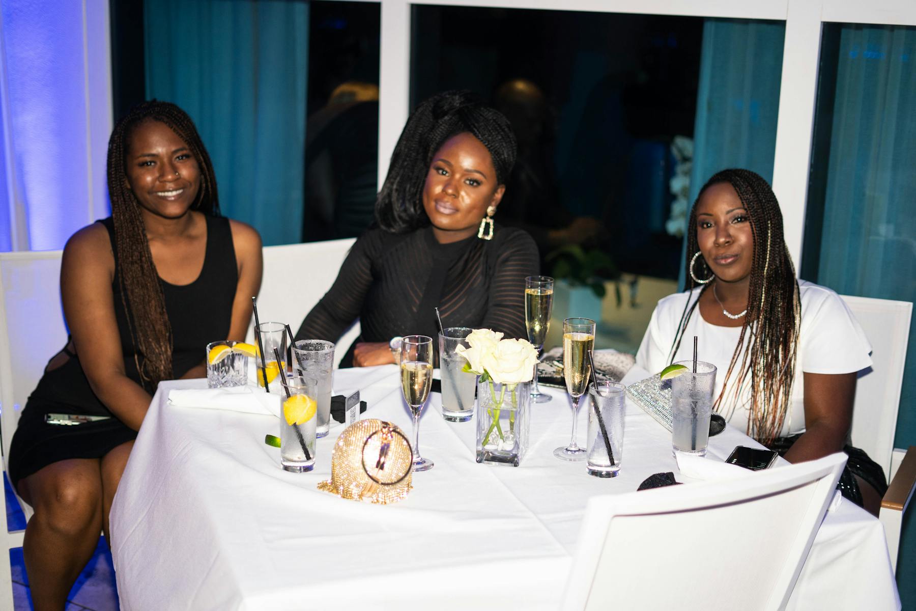 The ultimate new year's eve and new year's day last-minute reservations guide NEW YEARS EVE 2020 | Bar One