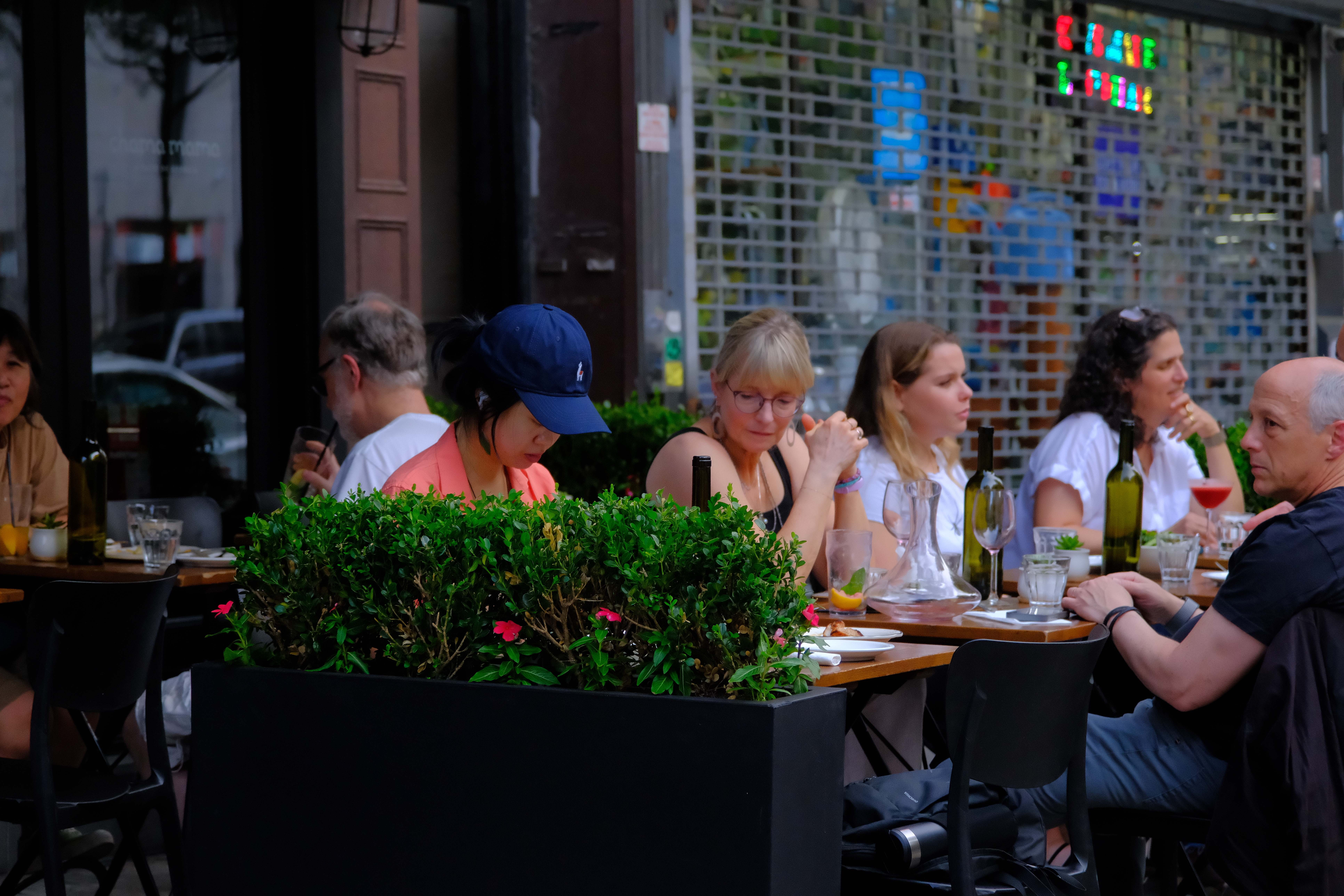 chama mama outdoor dining