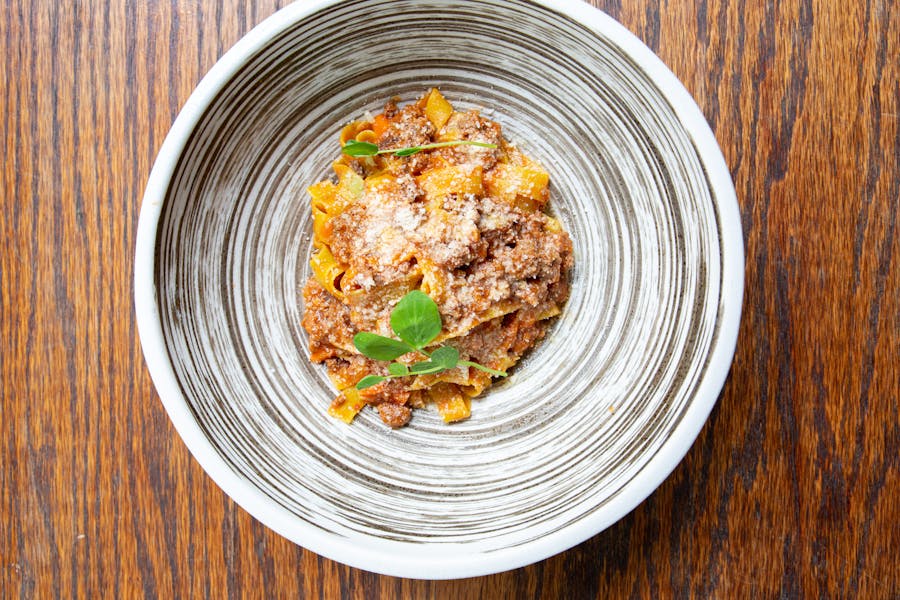 Elis Wine Bar and Restaurant