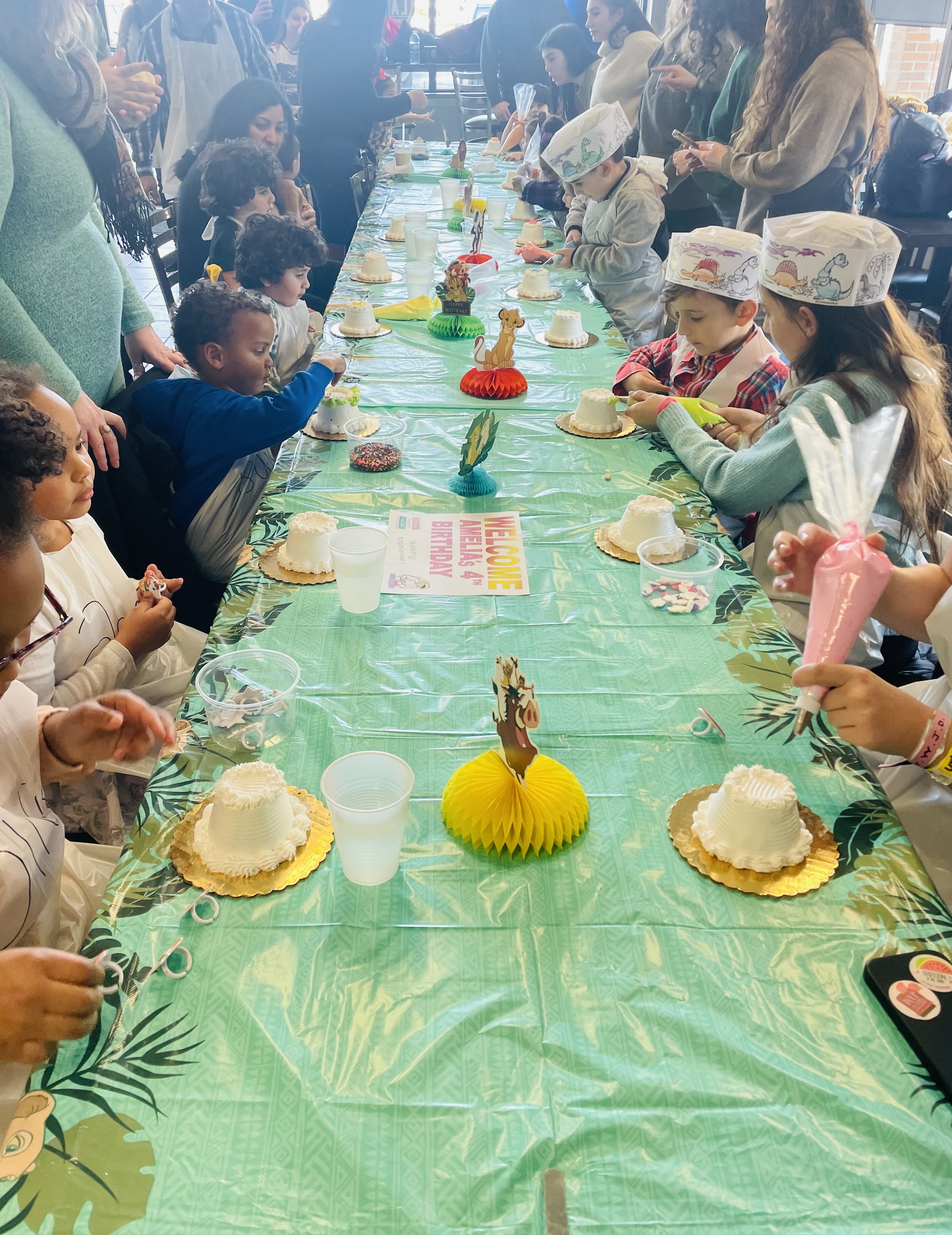 Kids Bakery Experience.  Cake decorating