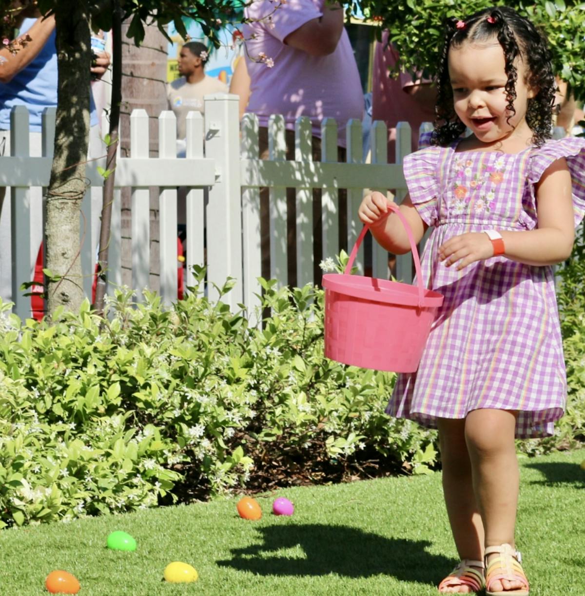 a kid playing
