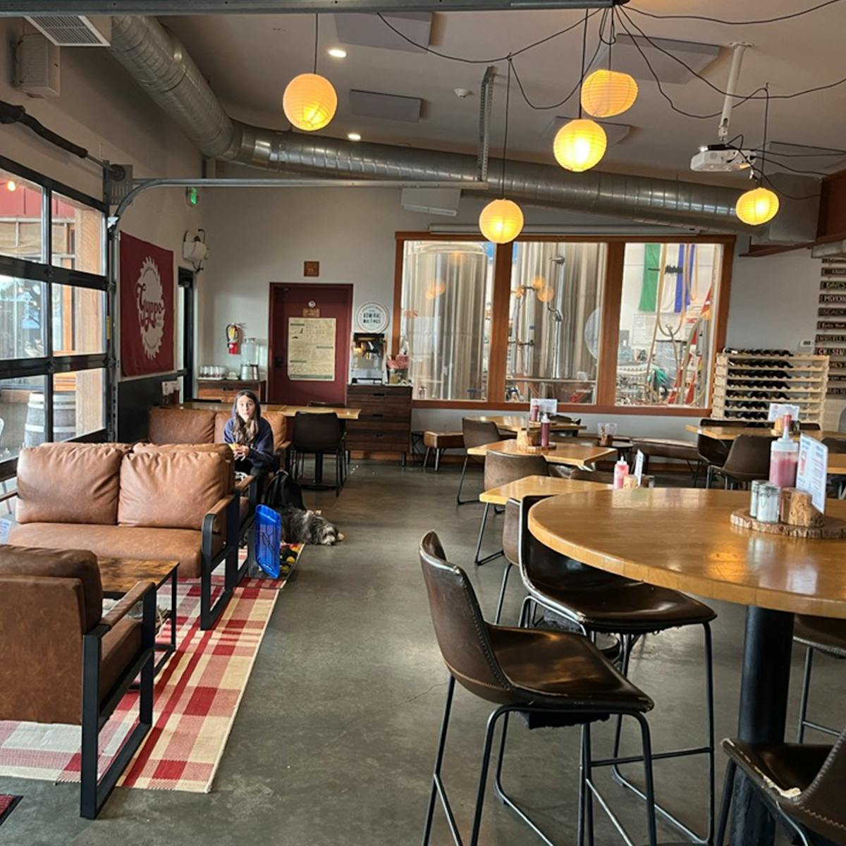 a room filled with furniture and a table