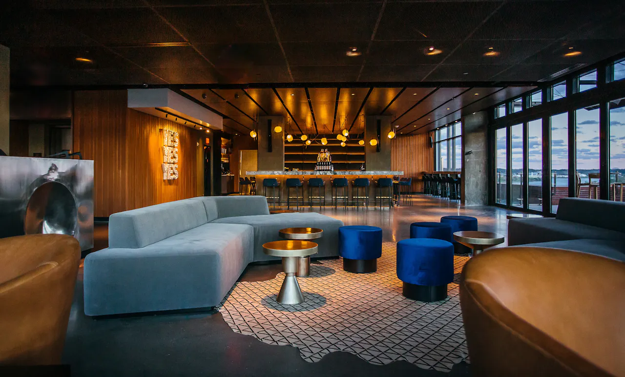Bar photo 1