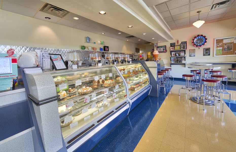 About Hubbard Avenue Diner in Middleton, WI