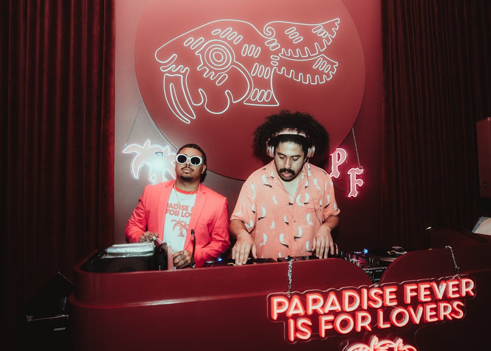 paradise fever selector set list setting the mood