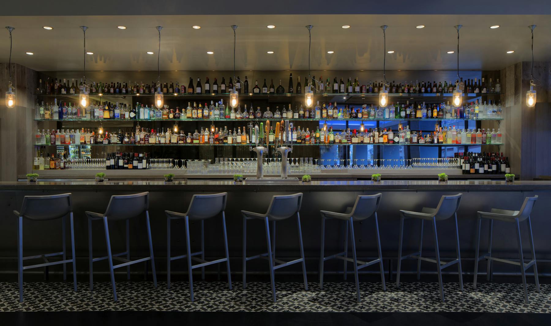 restaurant bar