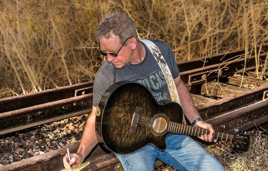 Carl Worden Sept 3 Guitars & Cadillacs Live Music Venue in