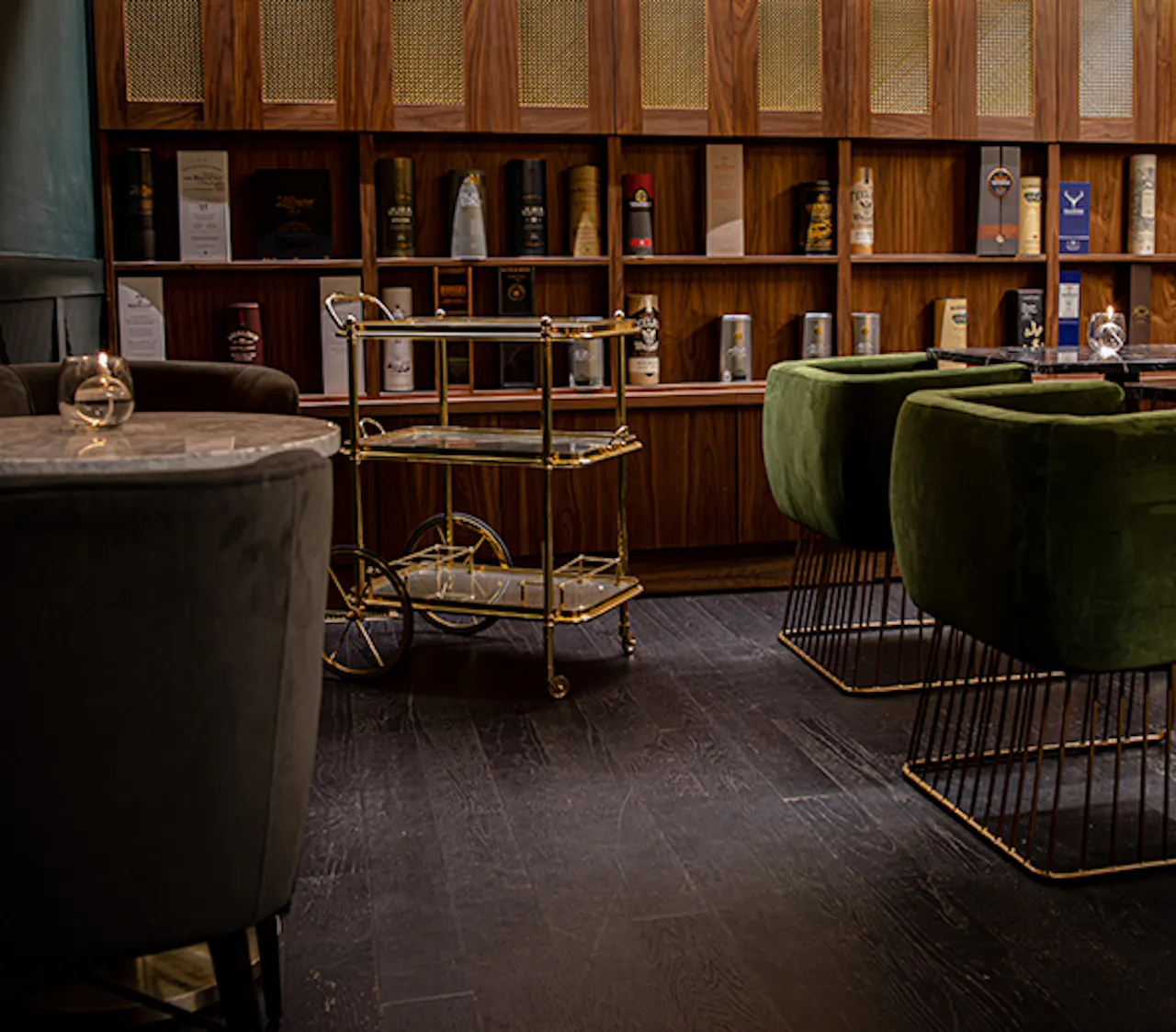 Bar photo 1