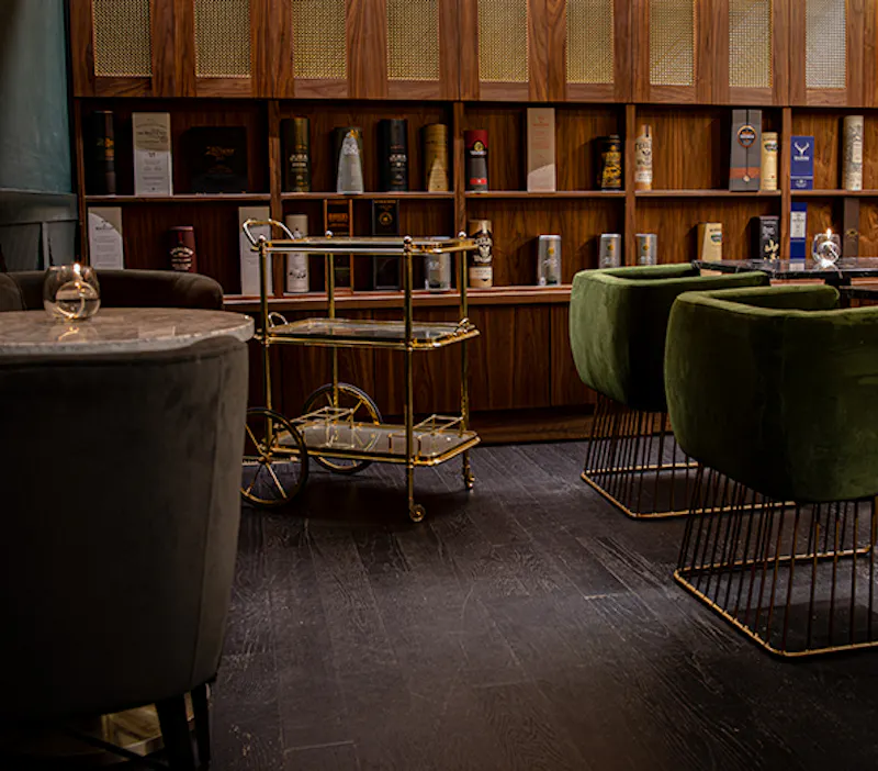 Bar photo 2