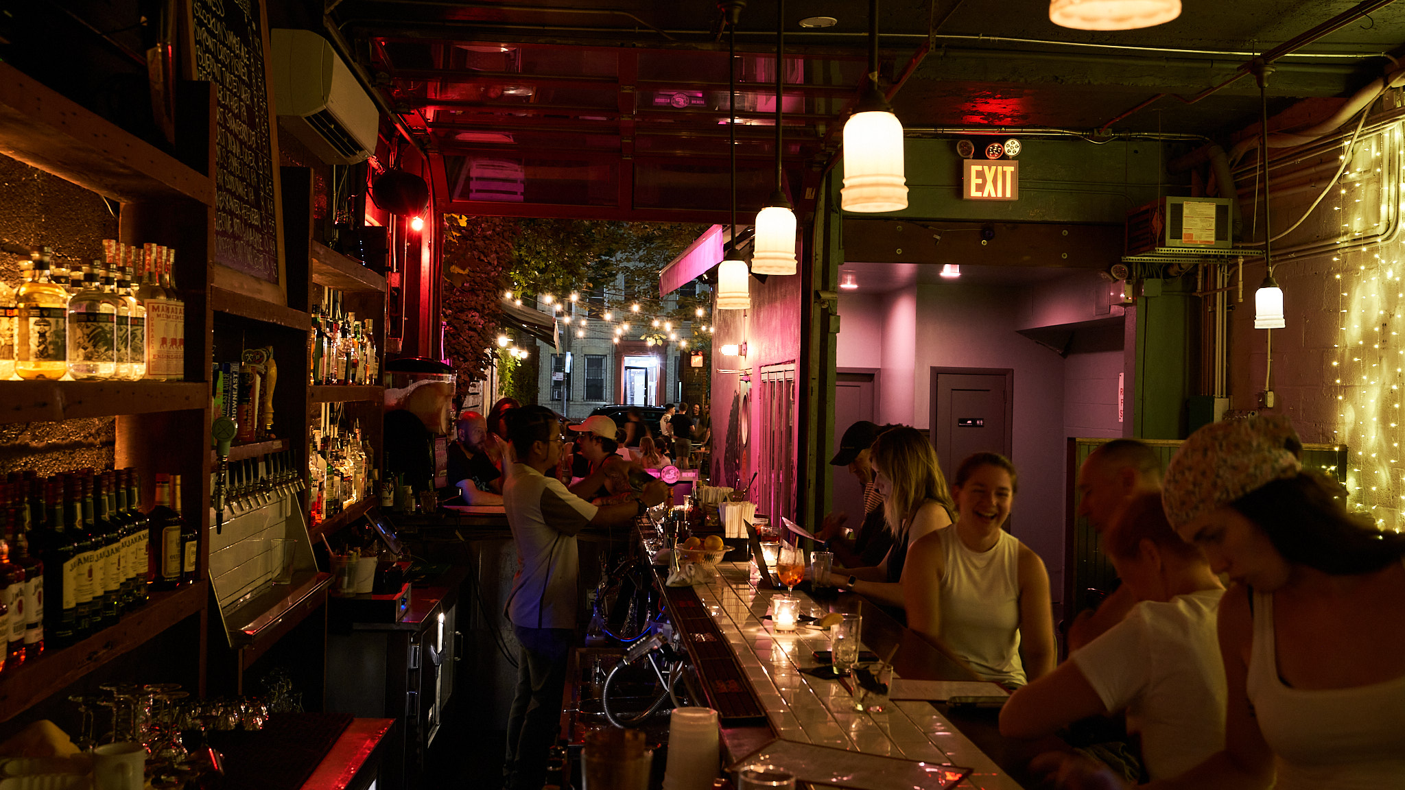 Bar photo 3