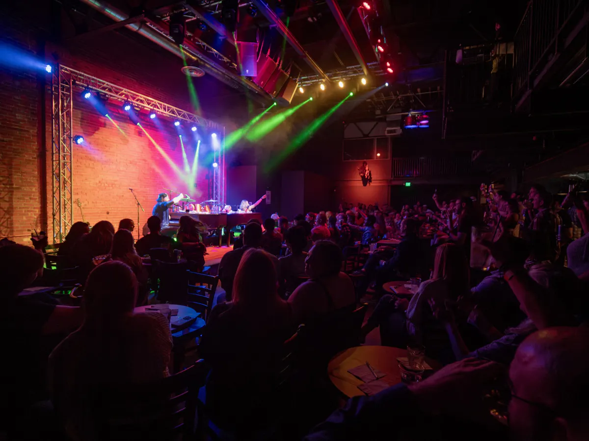Louie Louie's Piano Bar