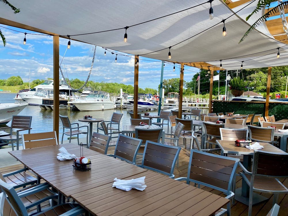 a harbor filled with lots of furniture