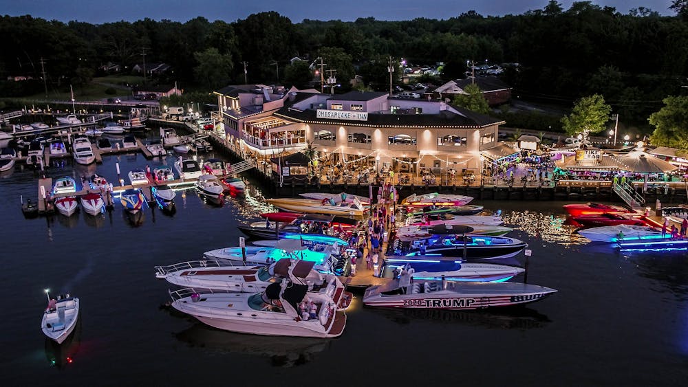 a small boat in a harbor