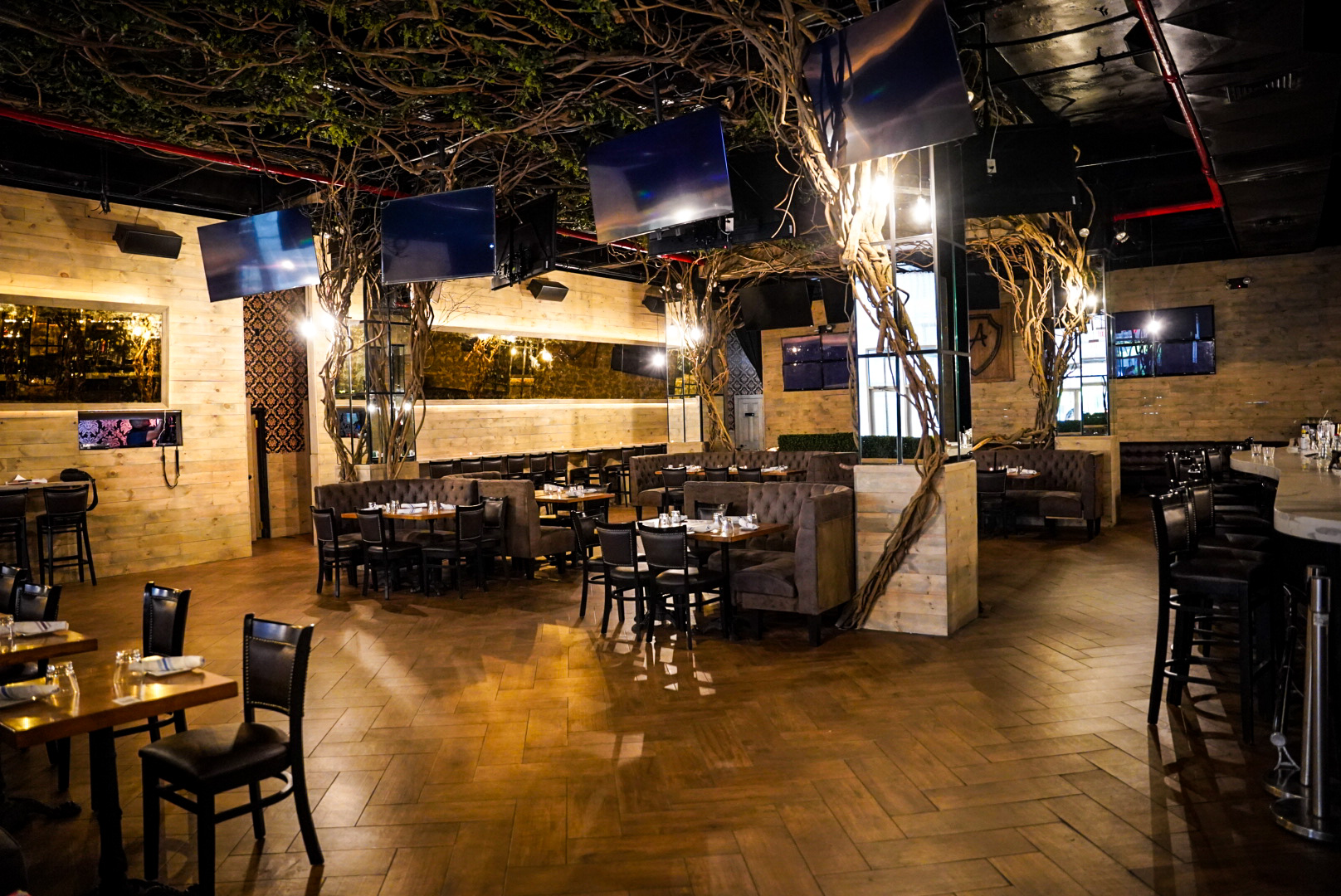 The Ainsworth Private Event Restaurants Near Me