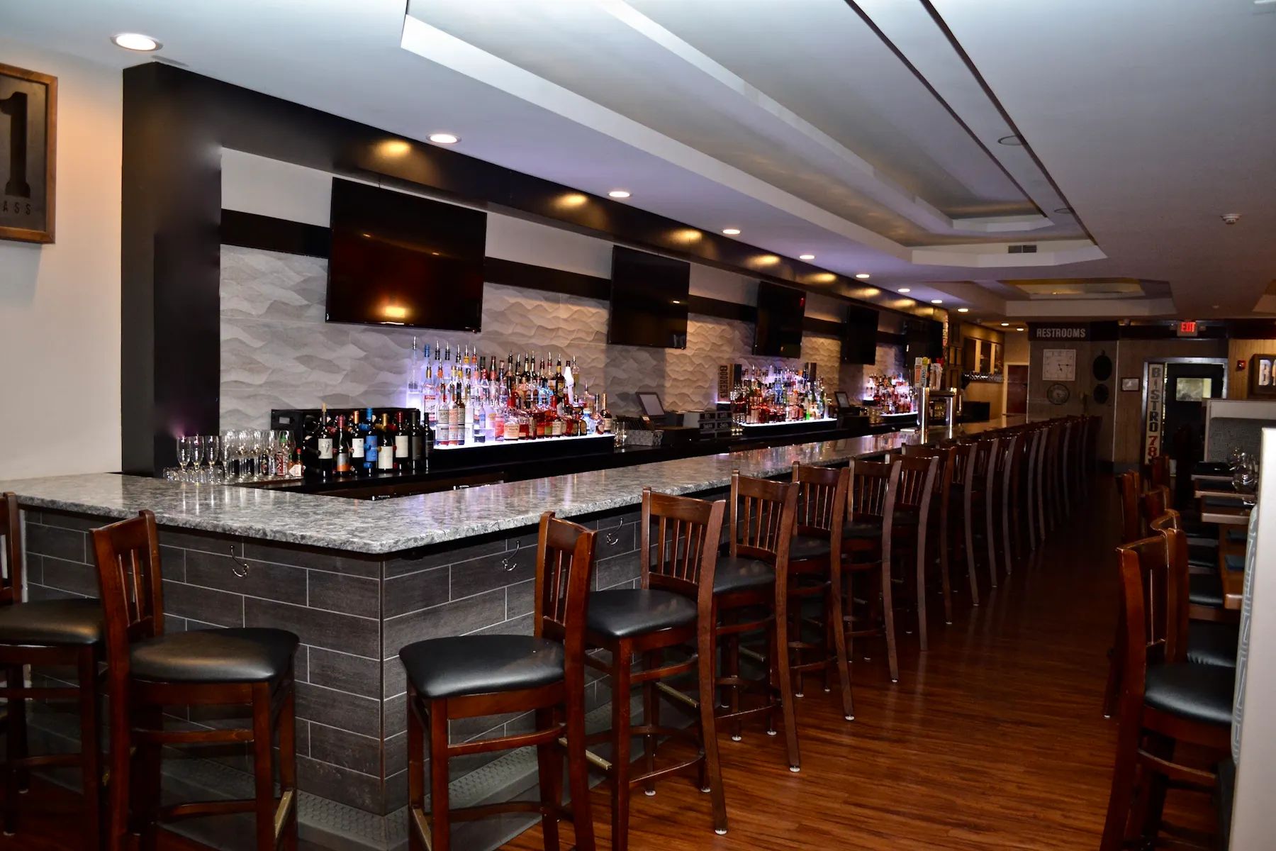 Click Here | Bistro 781