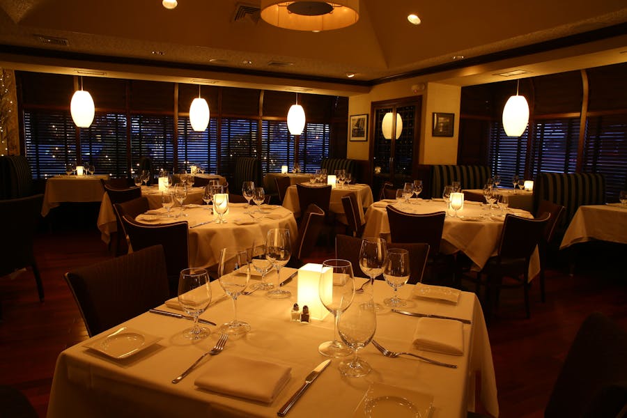 Reservations Oceanos Oyster Bar & Sea Grill in Fair Lawn, NJ