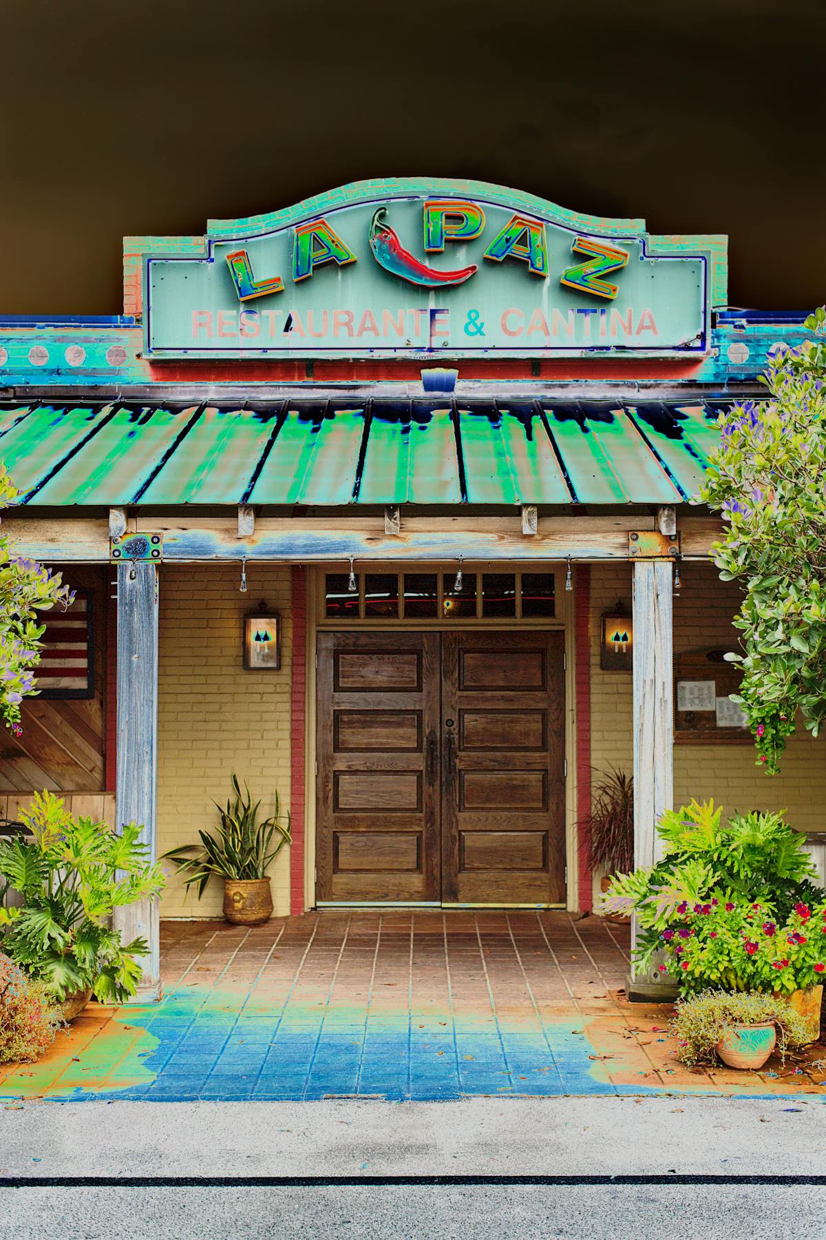 a photo of an entrance