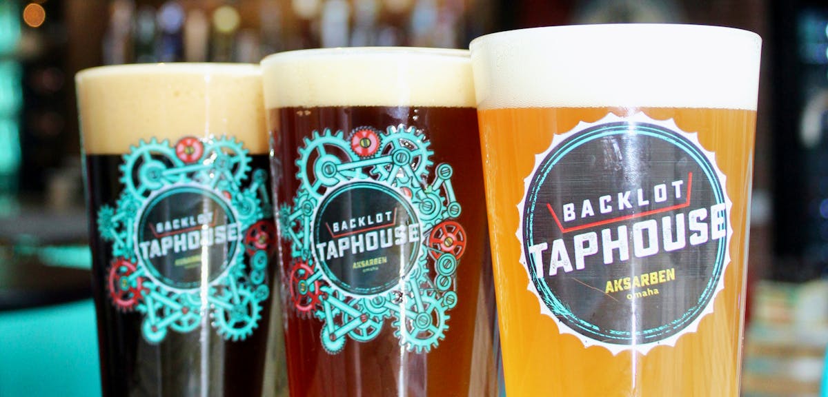 backlot taphouse homepage banner image of three beers