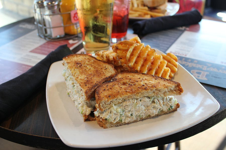 Belton Hours + Location Brewbakers American Restaurant in MO & KS