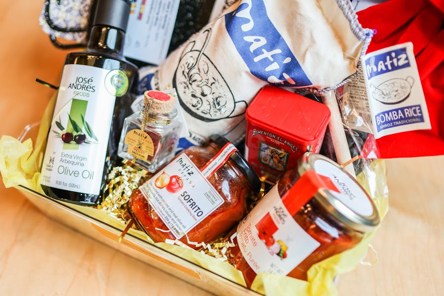 Gift Baskets from Spanish Diner Spanish Diner Spanish Homestyle Cooking from José Andrés in