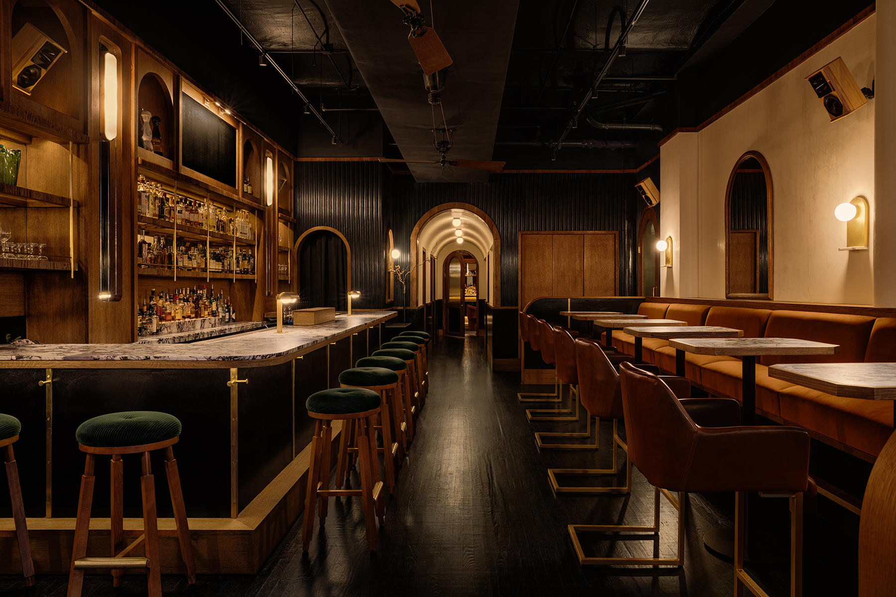 Bar photo 2