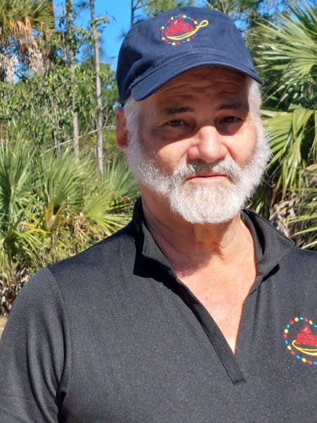 Steve Zissou wearing a hat