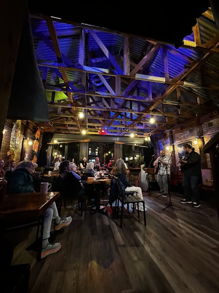 Live Events Schooners in Cayucos, CA