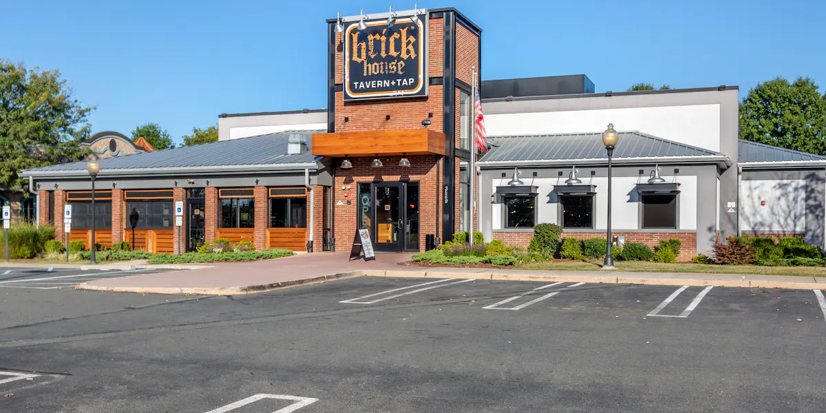 Brick House Tavern & Tap