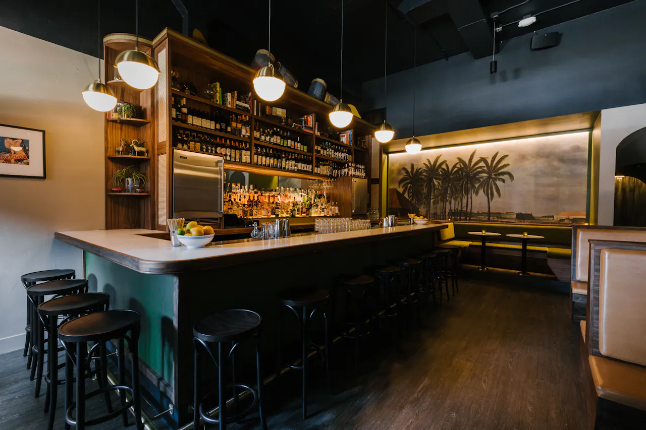 Bar photo 1