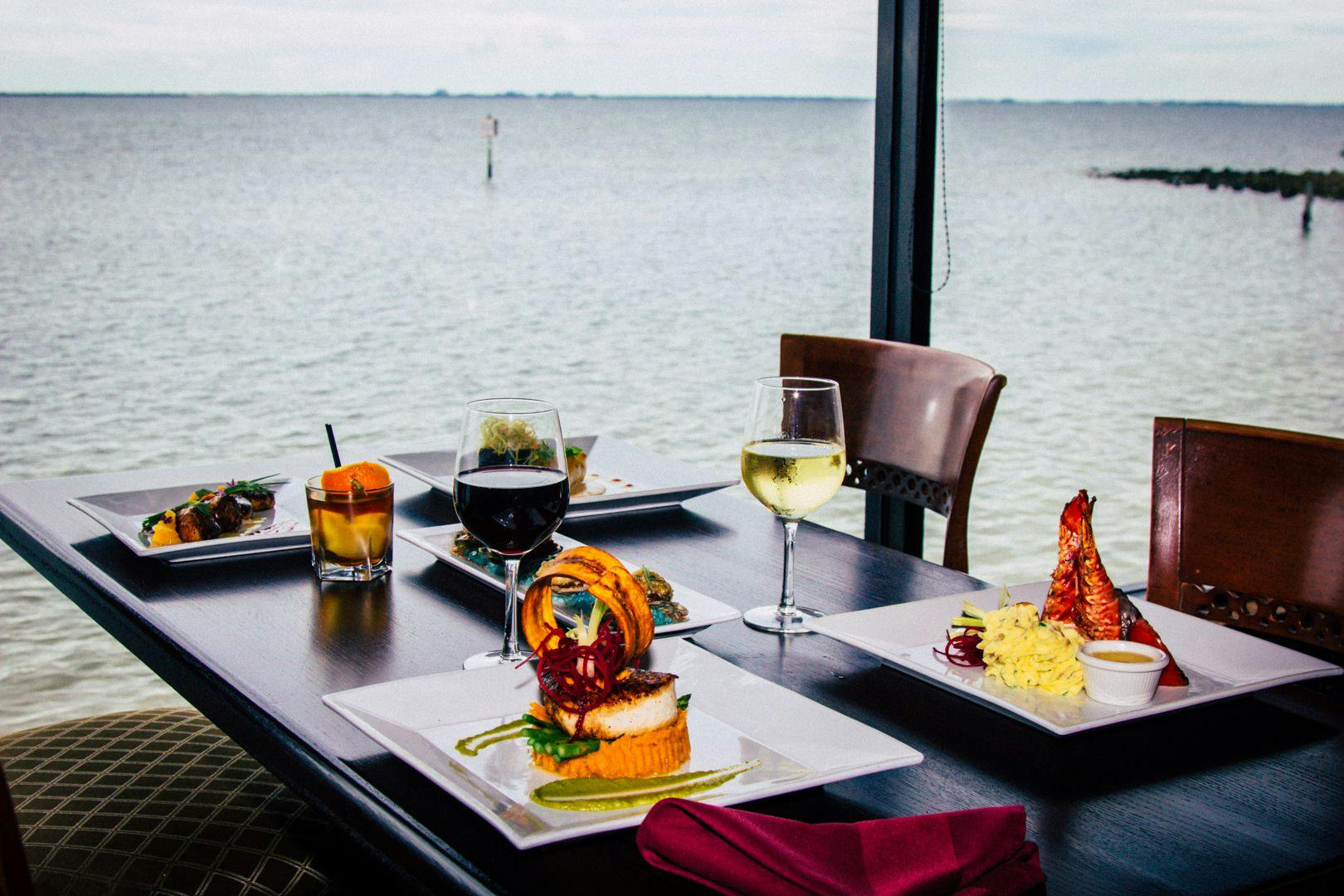 Rusty Pelican Tampa | Rusty Pelican | Seafood Restaurant in Tampa, FL