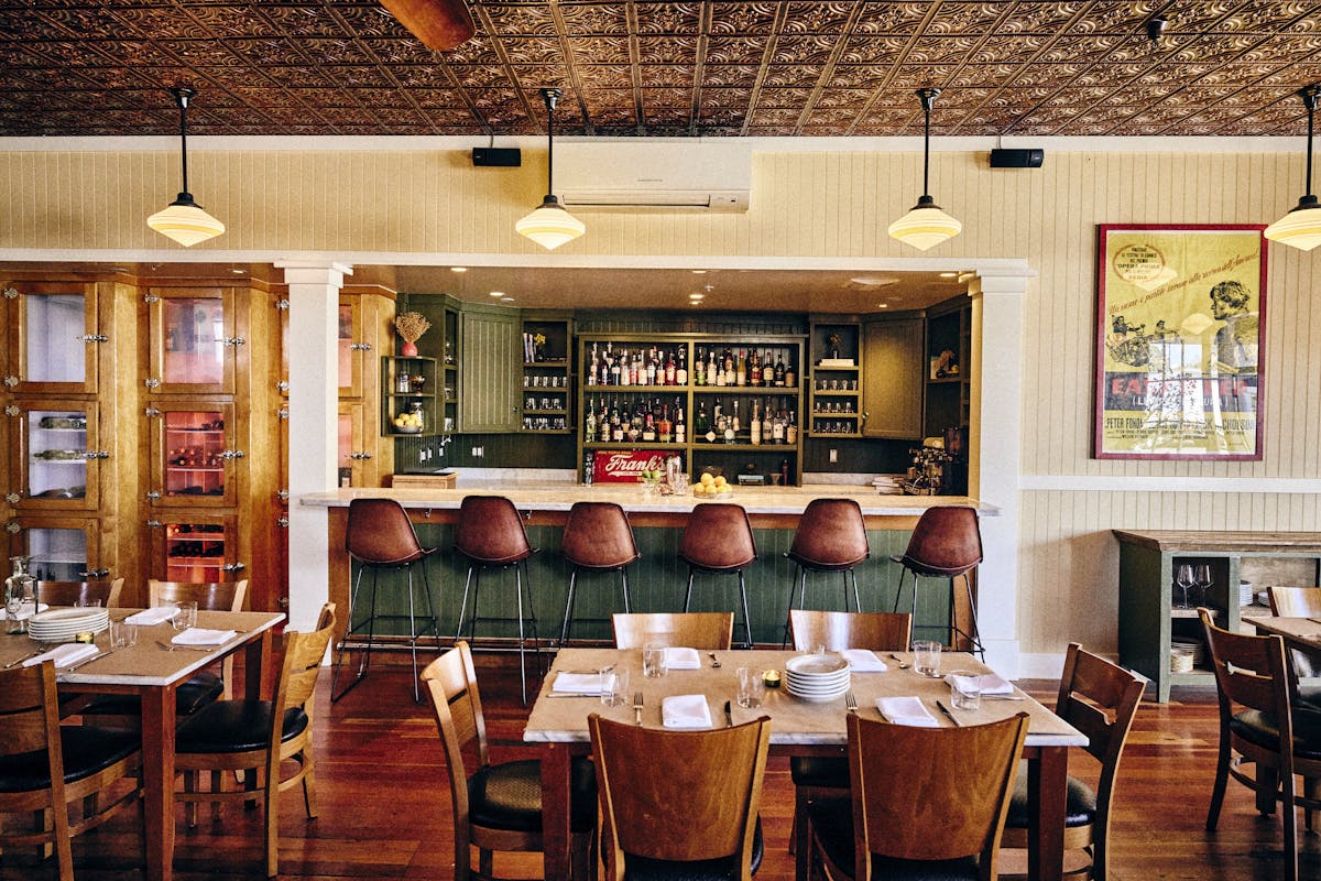 a dining room table in a restaurant