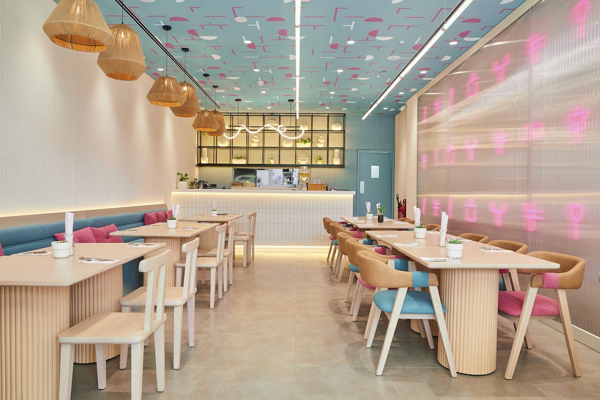 Fuchsia Thai Restaurant seating area – Office Park, Media City Dubai
