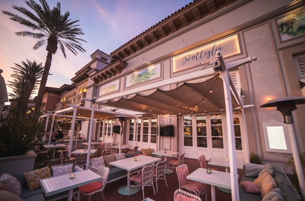 patio seating at this henderson italian