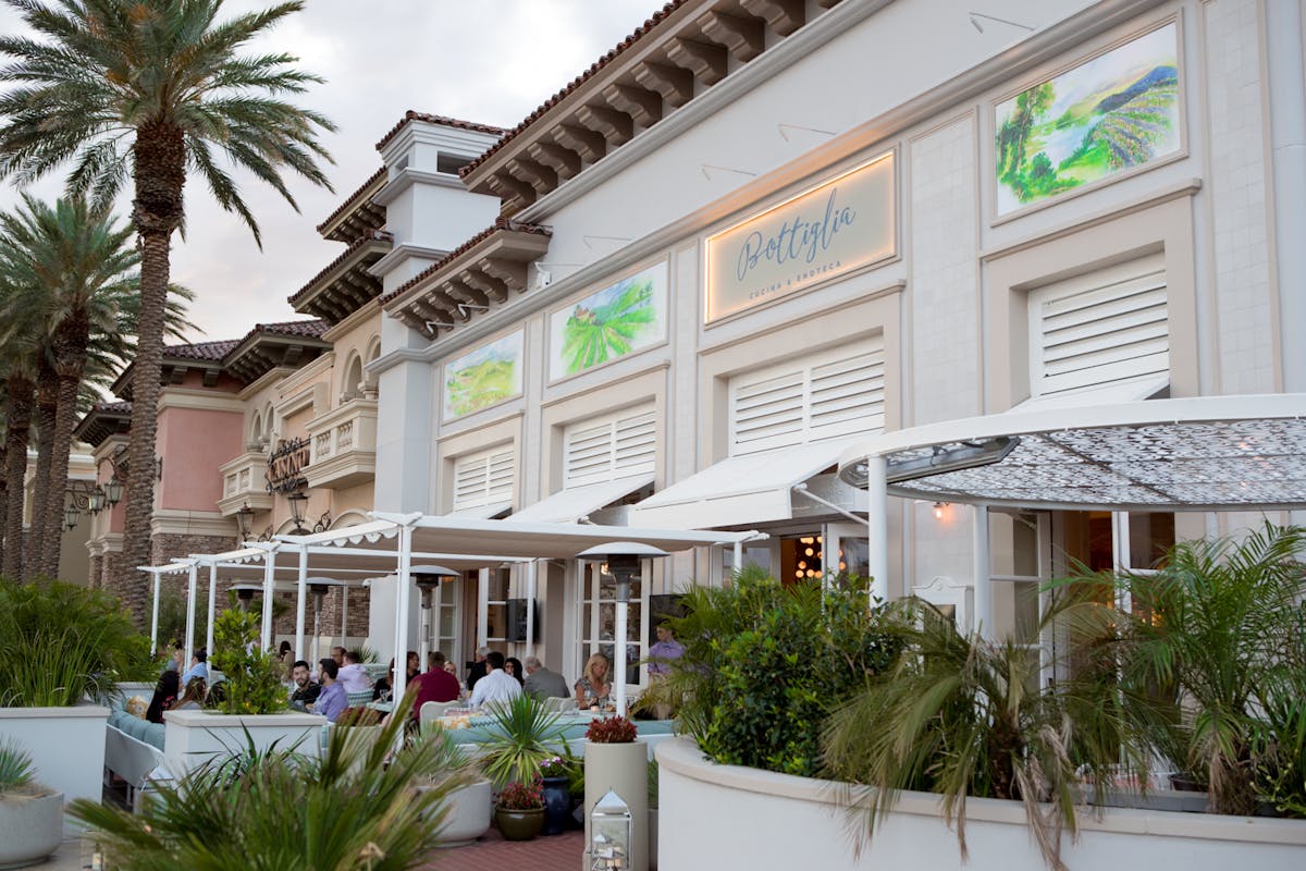 looking for best patio dining in henderson? check out bottiglia cucina and enoteca