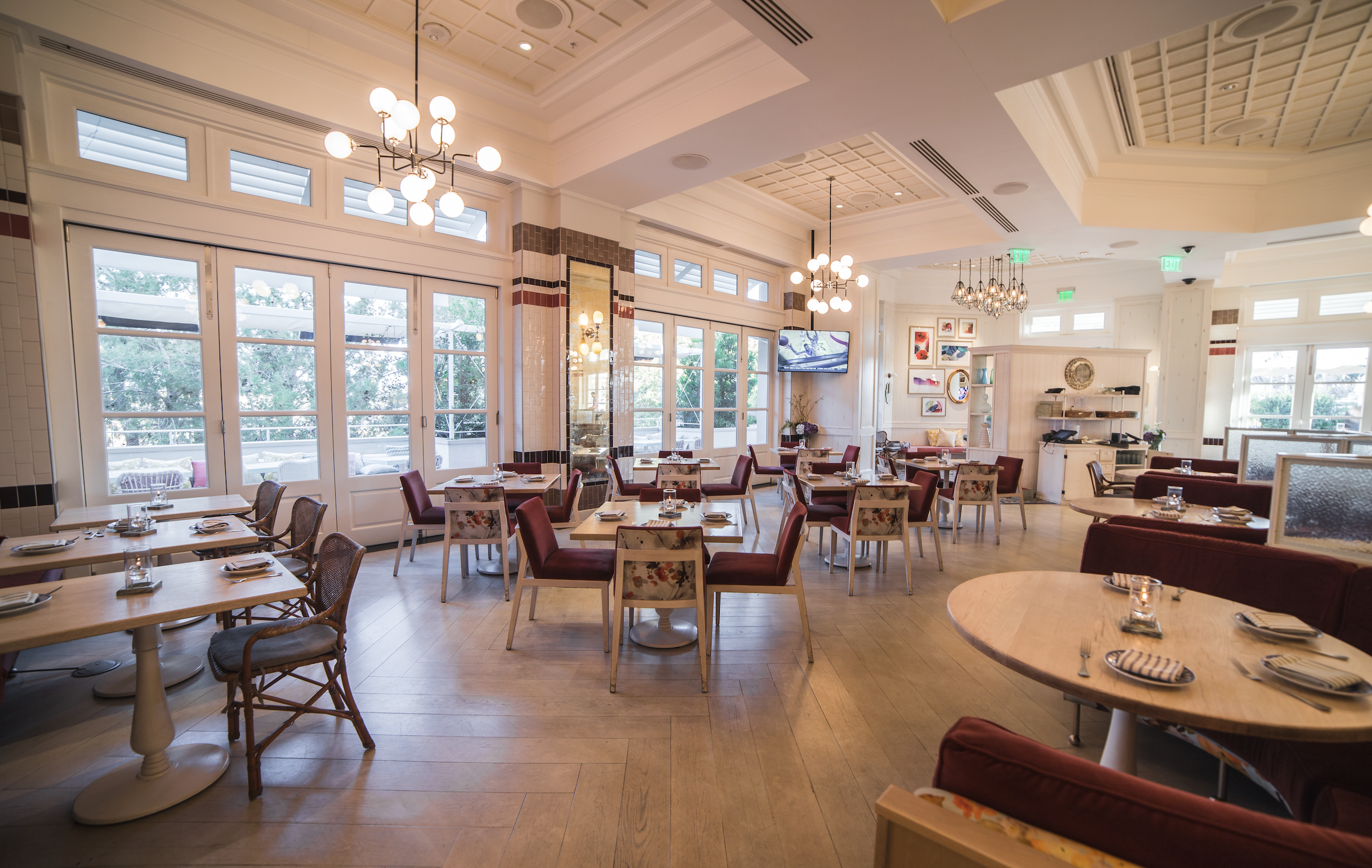 venue shot of this henderson italian restaurant perfect for happy hour