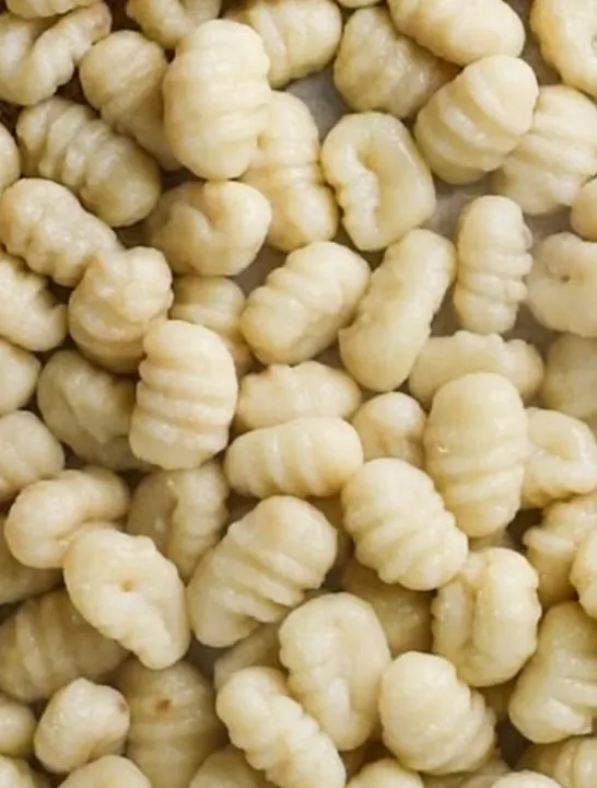 Wondering what gnocchi tastes like? Discover its flavor, pillowy texture, how it’s made, and how Bottiglia serves this classic Italian favorite.
