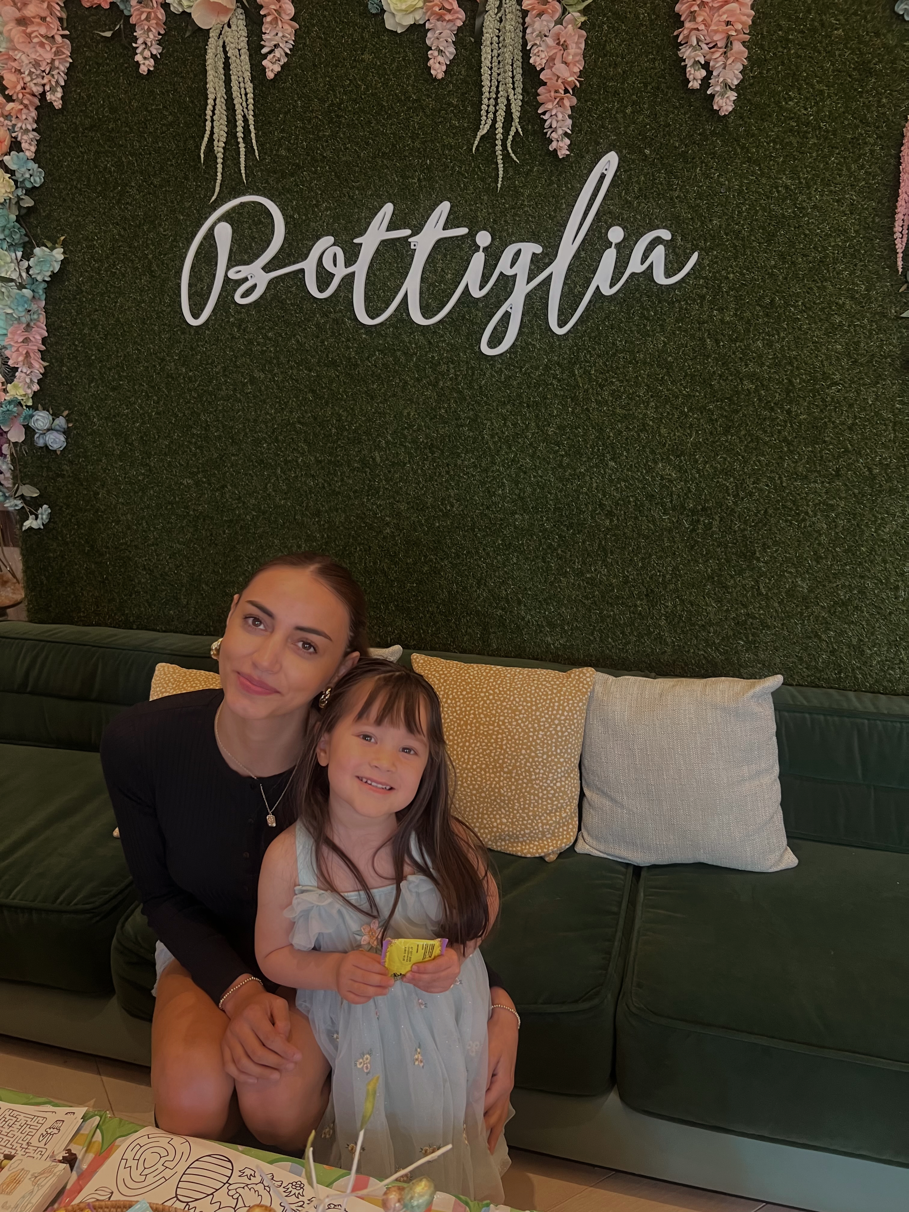 easter kids brunch in henderson featuring the easter bunny mascot!