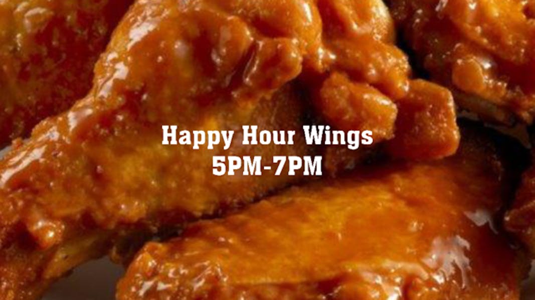 Happy Hour Wings | The Green Parrot | Pub & Eatery in Casselberry, FL