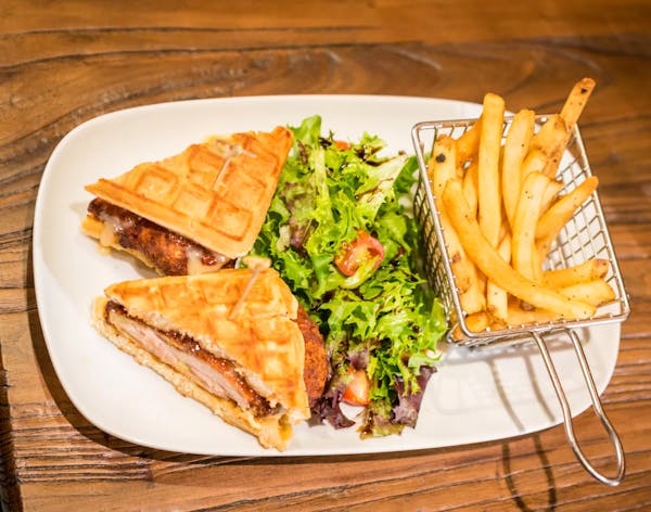 Dinner for family near me Best Family Friendly Restaurants Near Me - solylunajewelrydesign