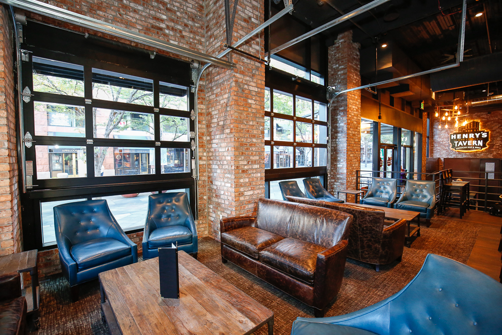 Bar photo 1
