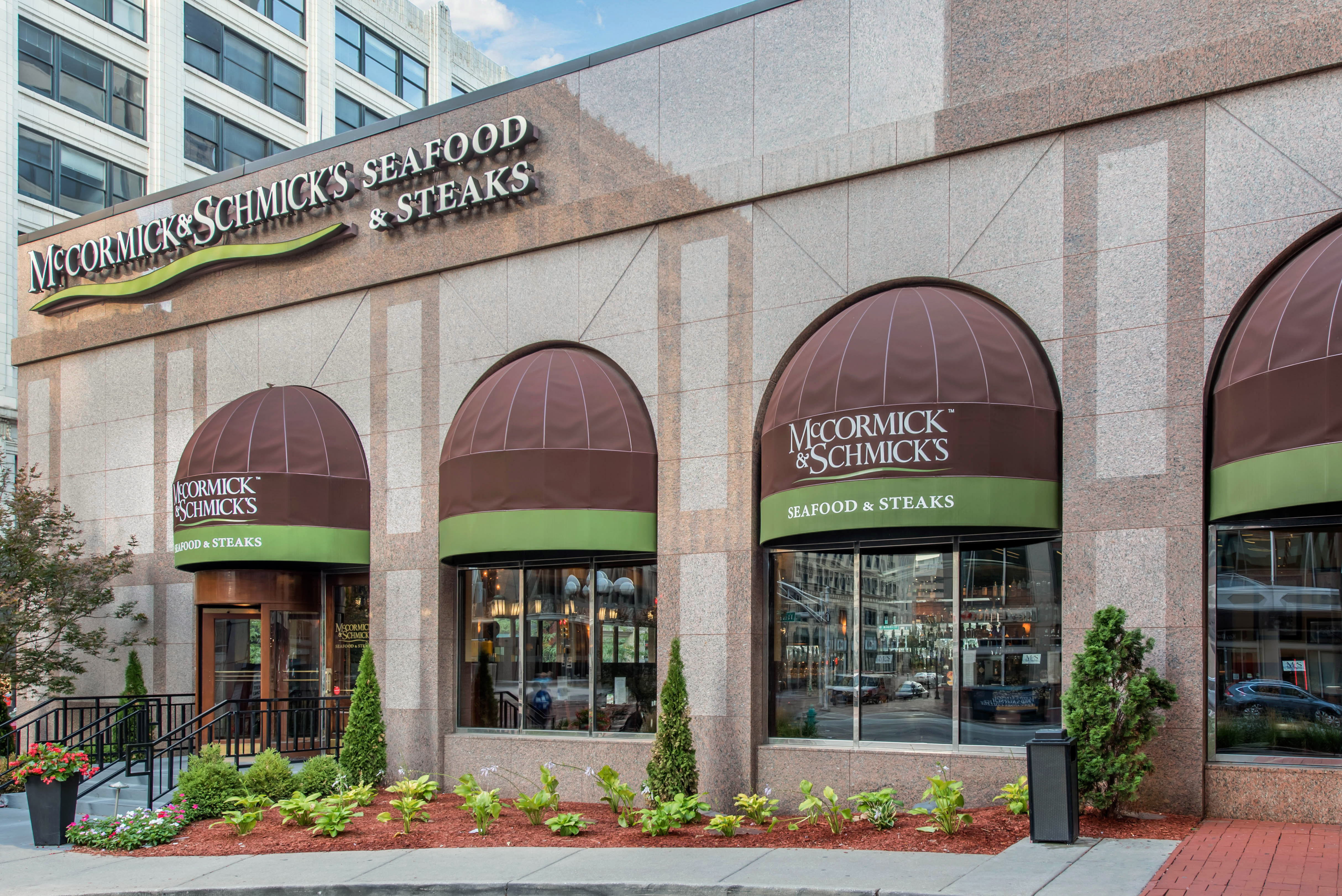 McCormick & Schmicks