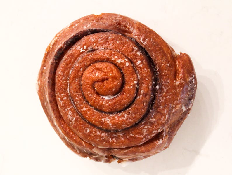 Cinnamon Rolls (6 Buns) Back Door Donuts Popular Donut Shop & Bakery in Oak Bluffs, MA