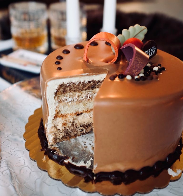 Cakes | Oak Mill Bakery | European-style Bakery in Chicago, IL